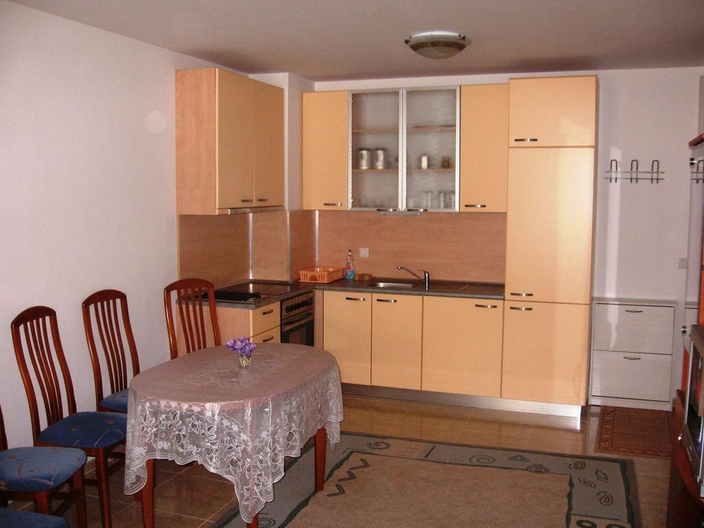 Apartment In Complex Monastery 1 Παμπόροβο Δωμάτιο φωτογραφία